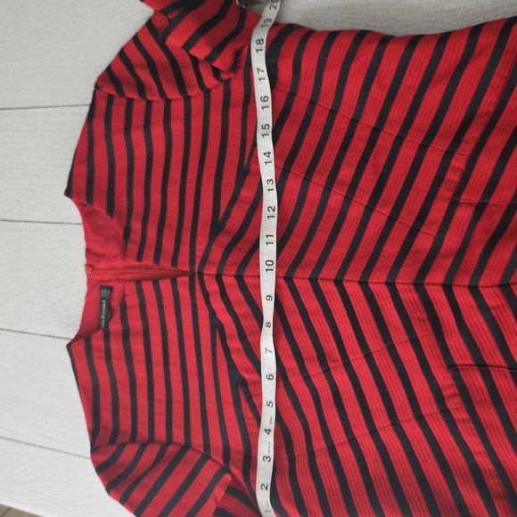 Louis Feraud Vintage Women's Sheath Short‎ Sleeve Red and Black Dress Size 10 - Picture 10 of 10